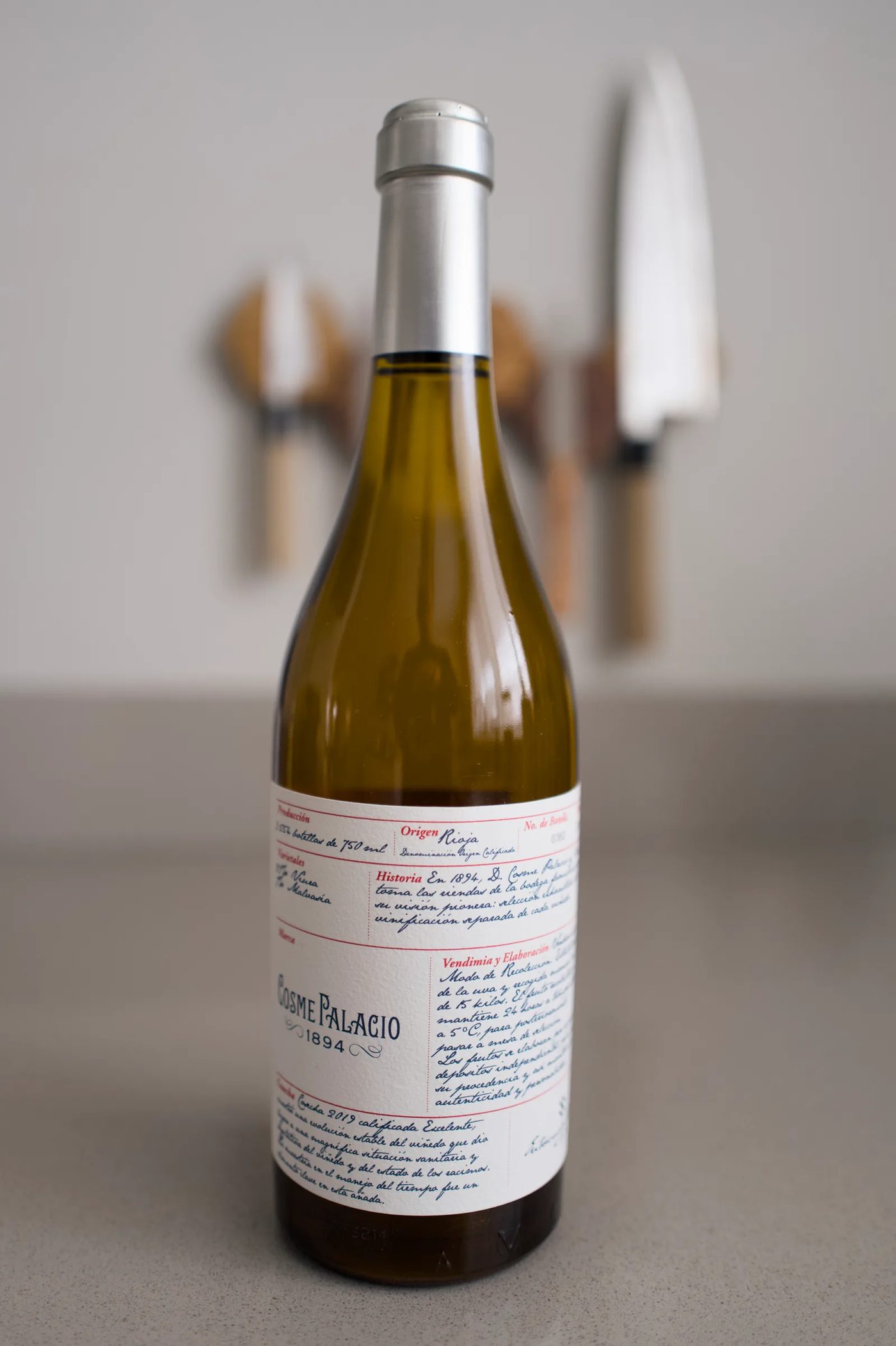 Fles Cosme Palacio 1894 Blanco witte Rioja met handgeschreven etiket