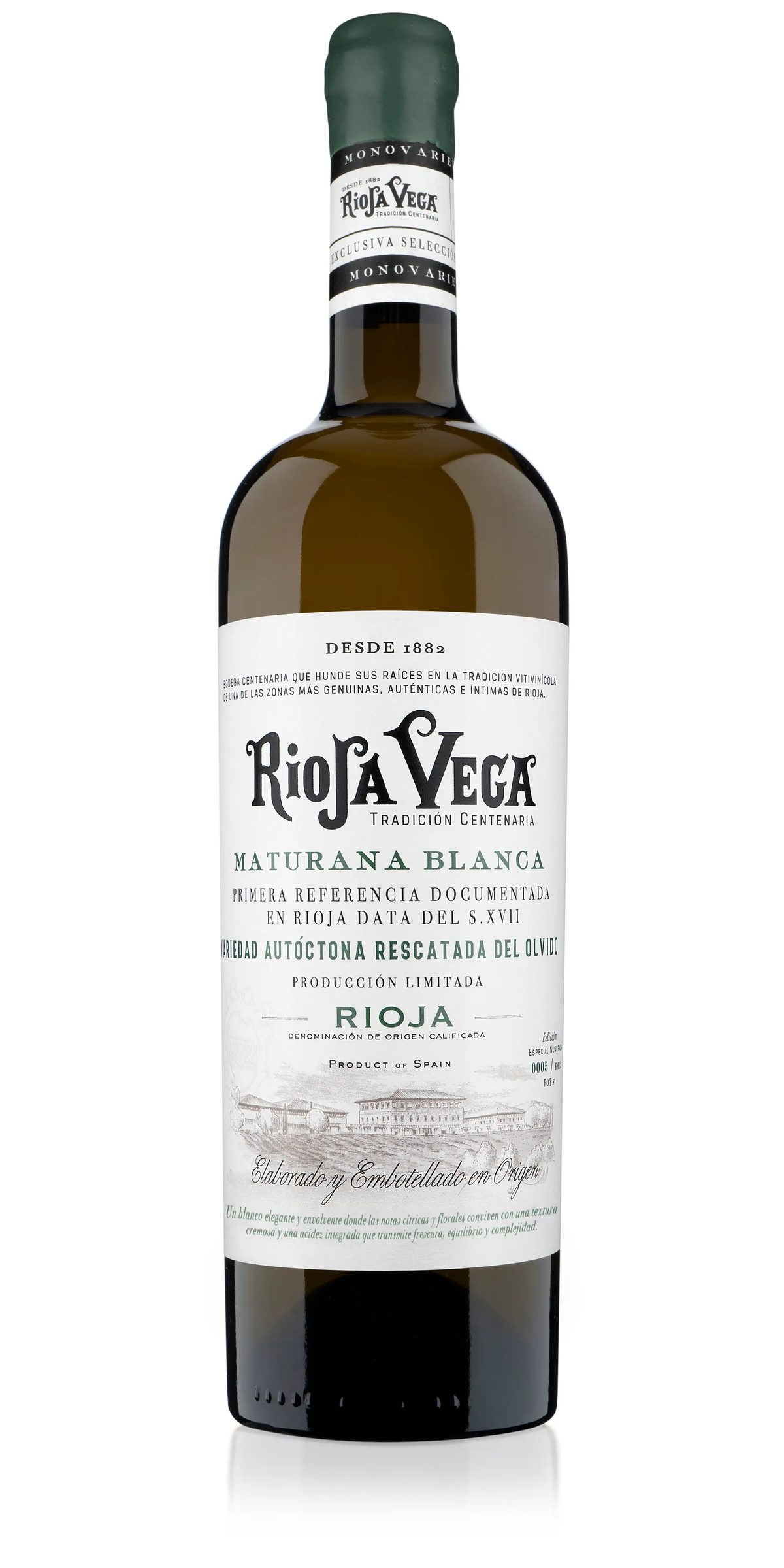 Fles Rioja Vega Maturana Blanca 2025 met wit etiket tegen een witte achtergrond