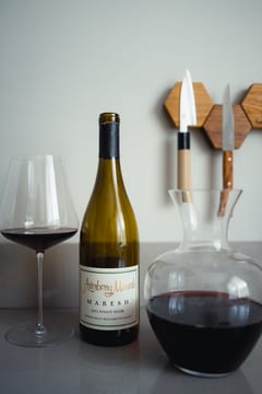 Fles Arterberry Maresh Pinot Noir 2021 uit de Dundee Hills, Oregon
