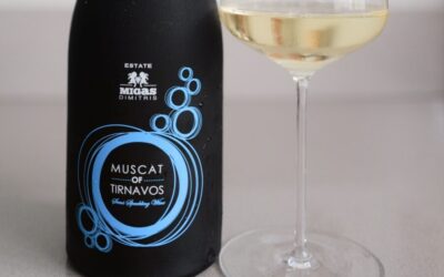 Black Muscat of Tirnavos semi sparkling: Greece’s Answer to Elegant Effervescence